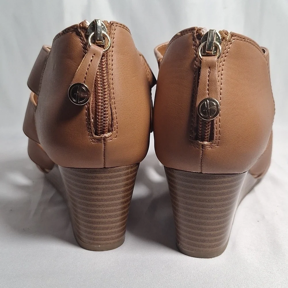 ✨️Giani Bernini wedge sandals